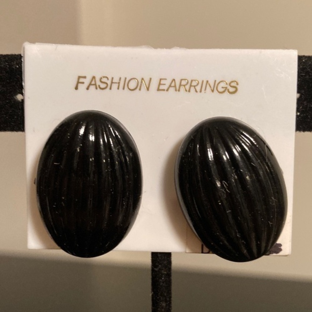 Black Fashion Earrings